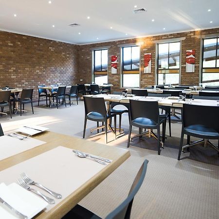 Farnham Court Motel And Restaurant Morwell Ngoại thất bức ảnh