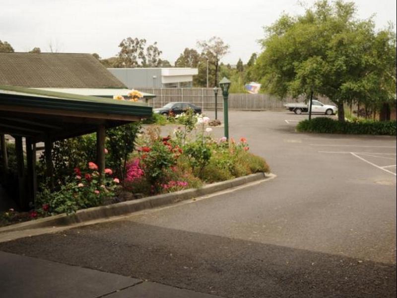 Farnham Court Motel And Restaurant Morwell Ngoại thất bức ảnh