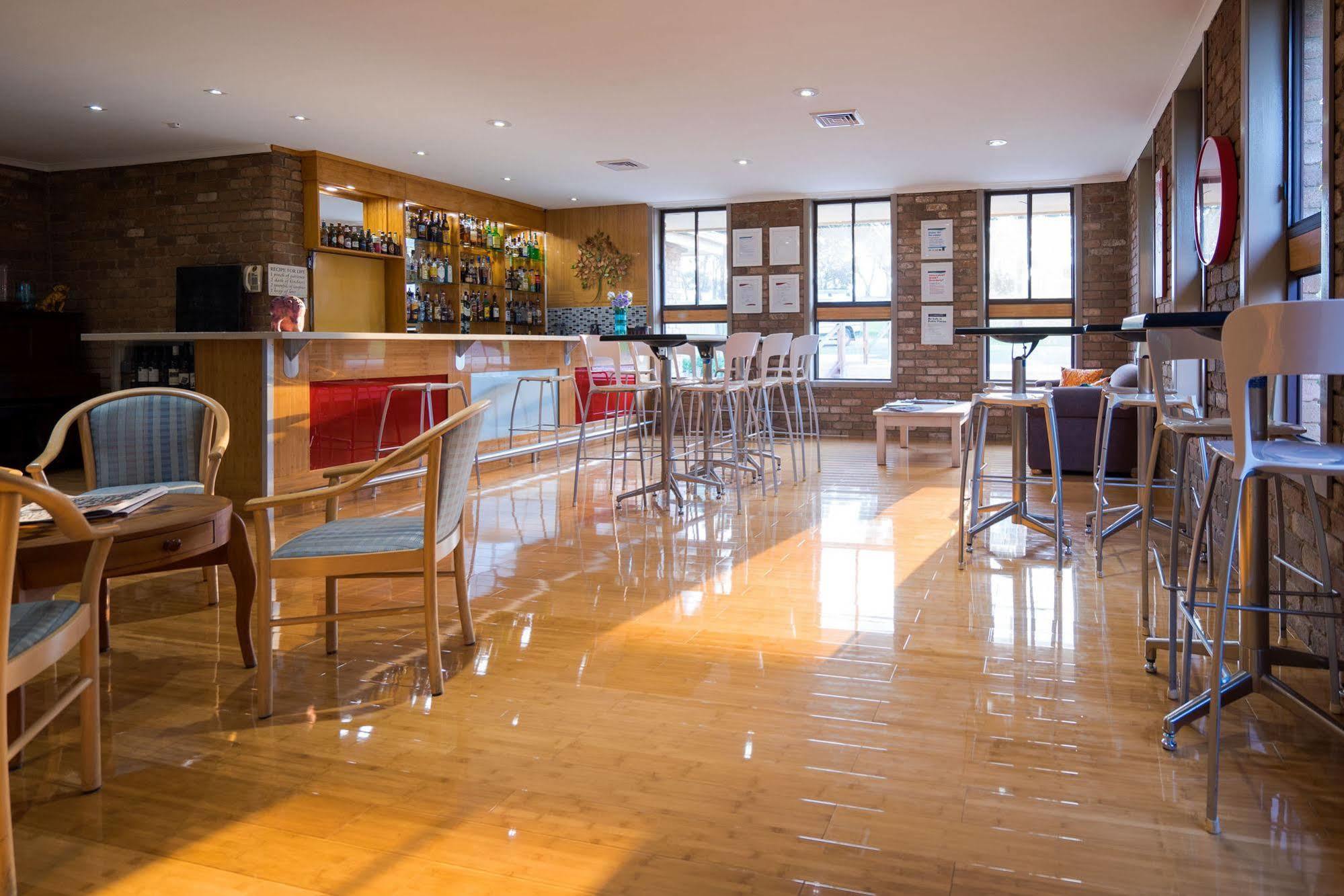 Farnham Court Motel And Restaurant Morwell Ngoại thất bức ảnh