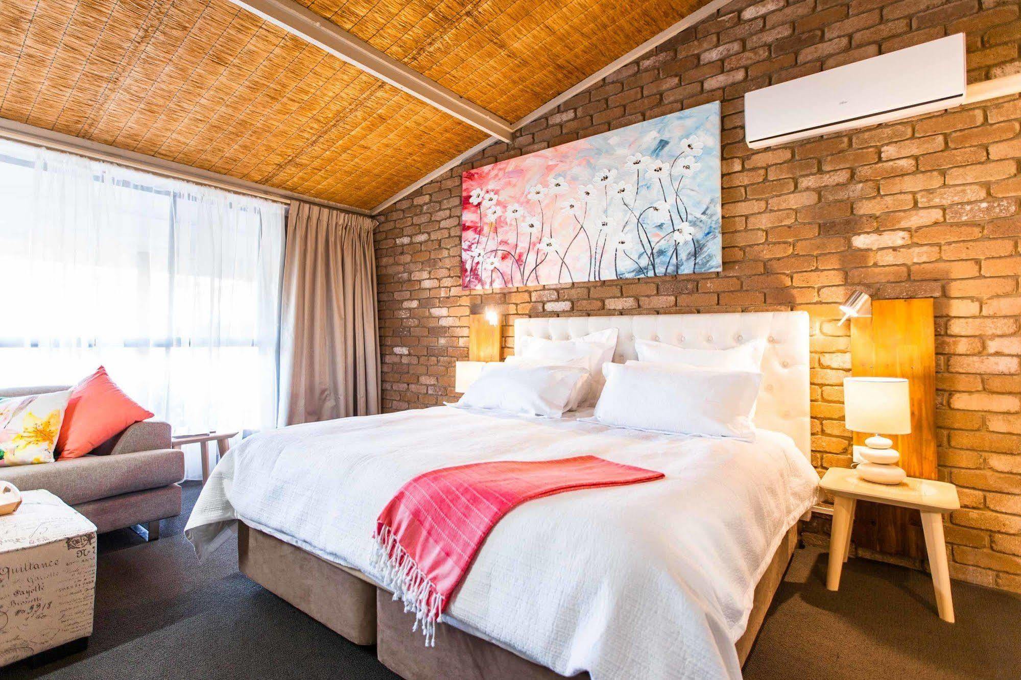 Farnham Court Motel And Restaurant Morwell Ngoại thất bức ảnh